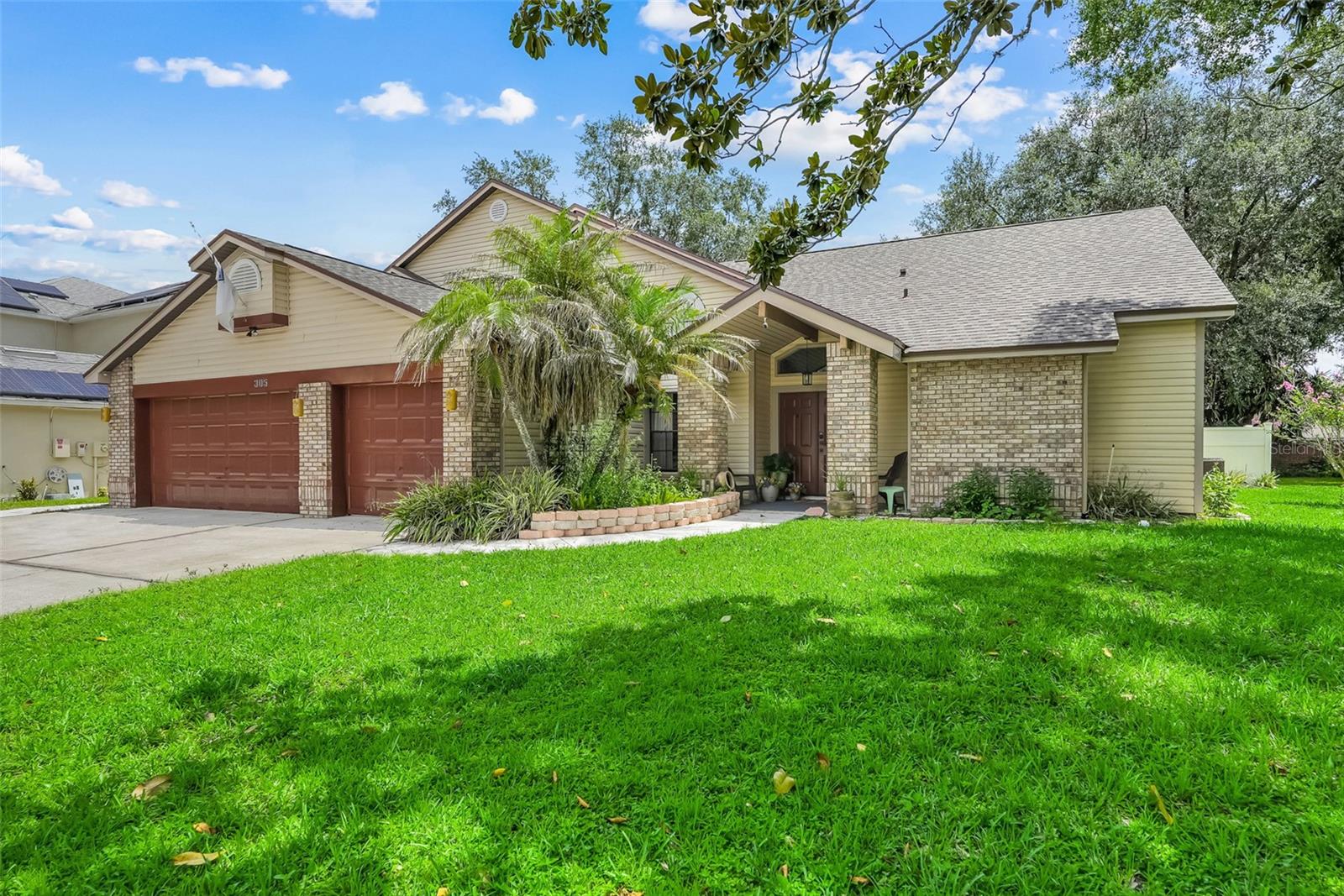 305 Forrest Crest Ct Property Photo 48