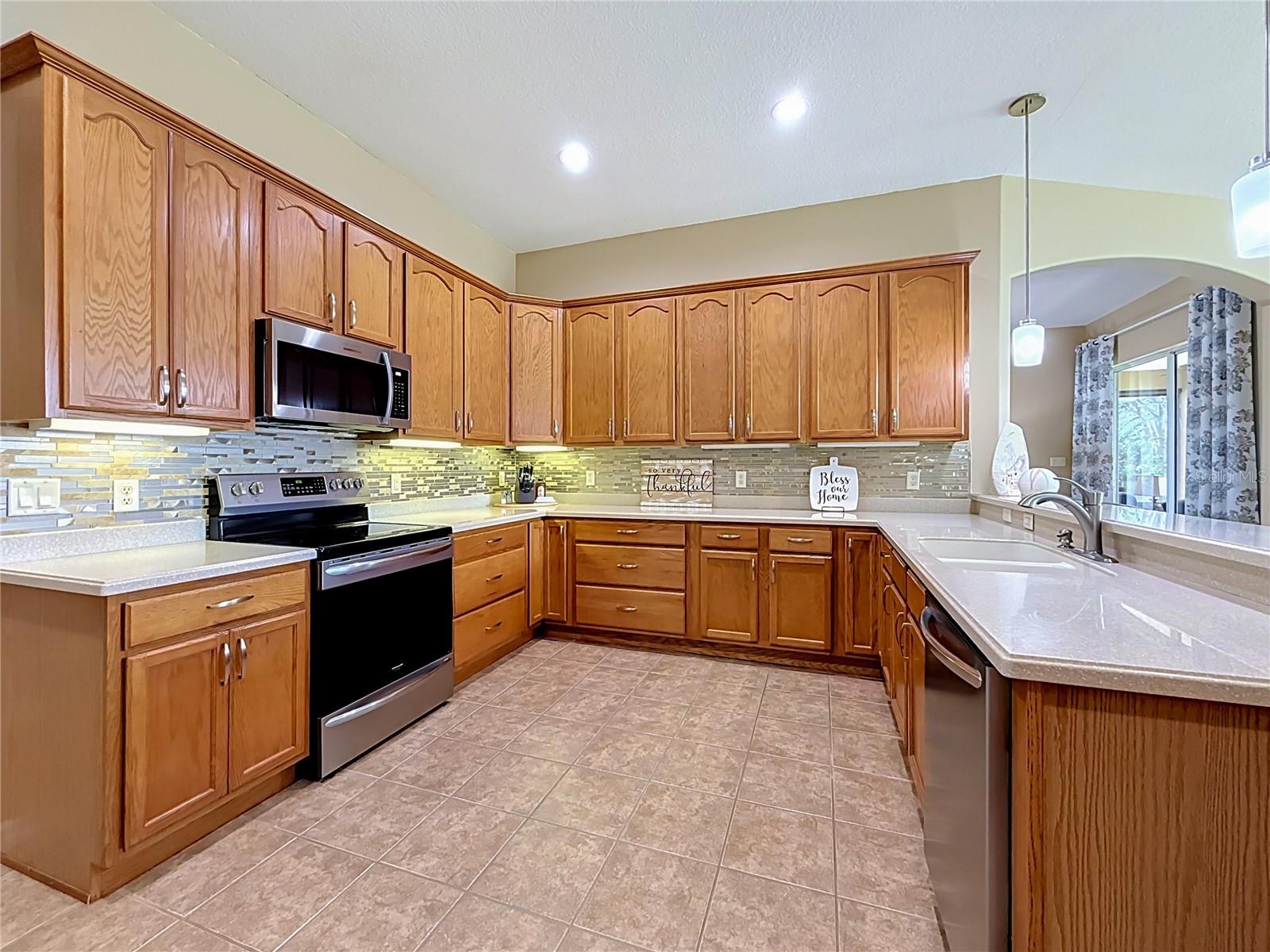 25524 Laurel Valley Rd Property Photo 20