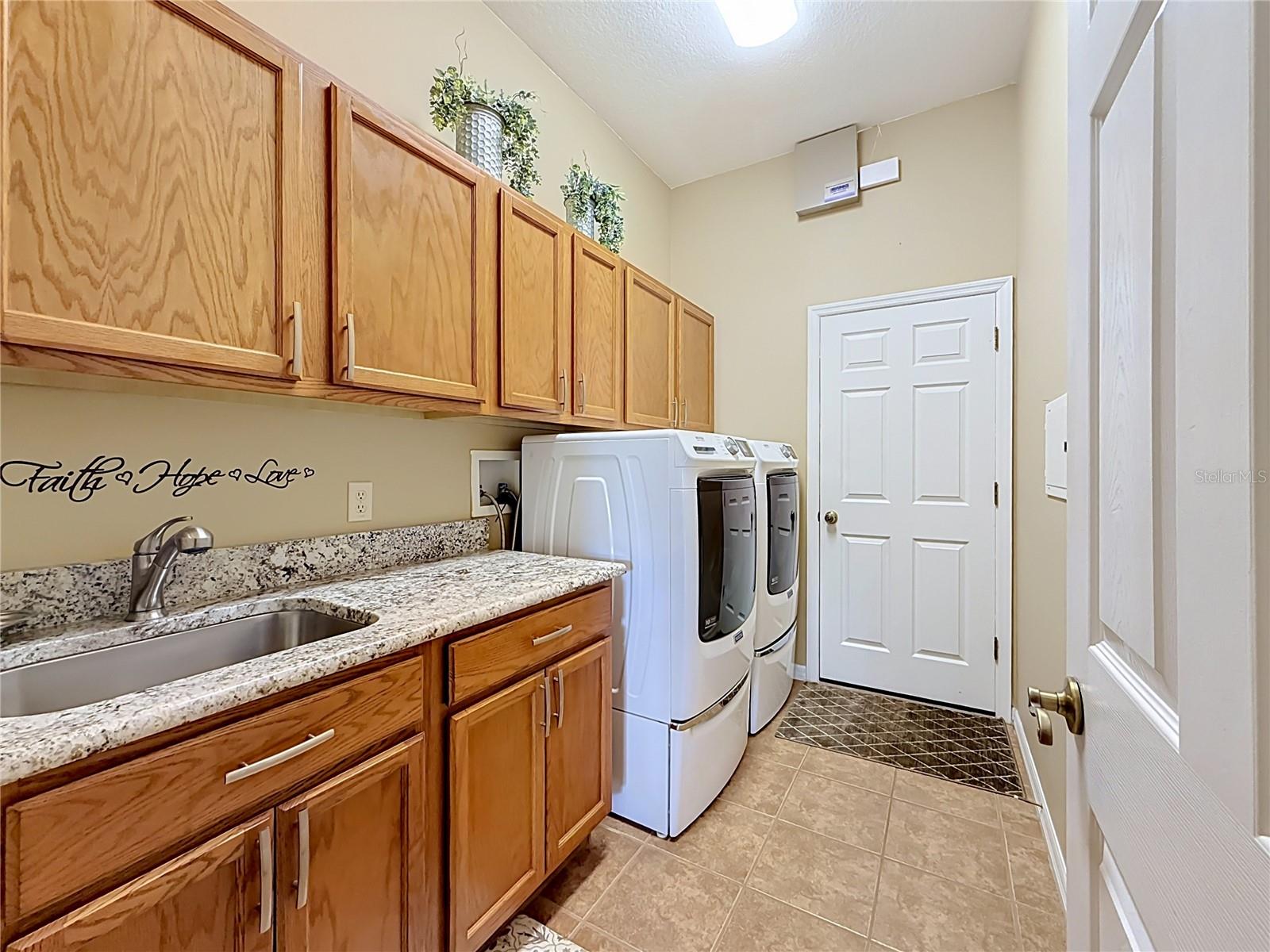 25524 Laurel Valley Rd Property Photo 53