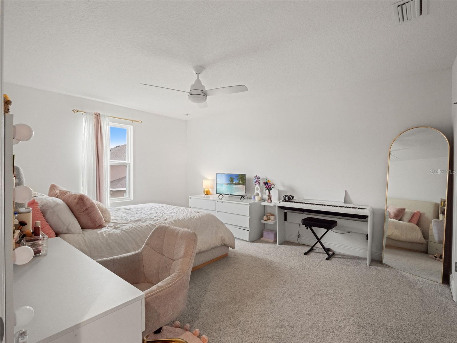 480 Switchgrass Loop Property Photo 40