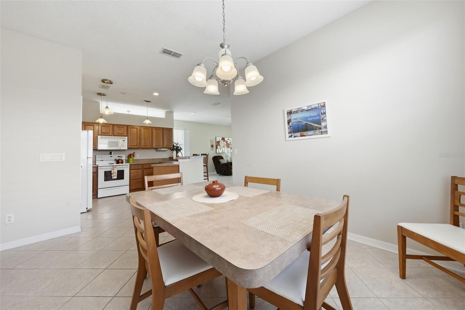 9076 Saint Andrews Way Property Photo 20