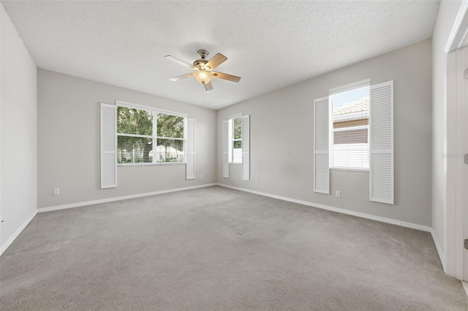 9076 Saint Andrews Way Property Photo 28