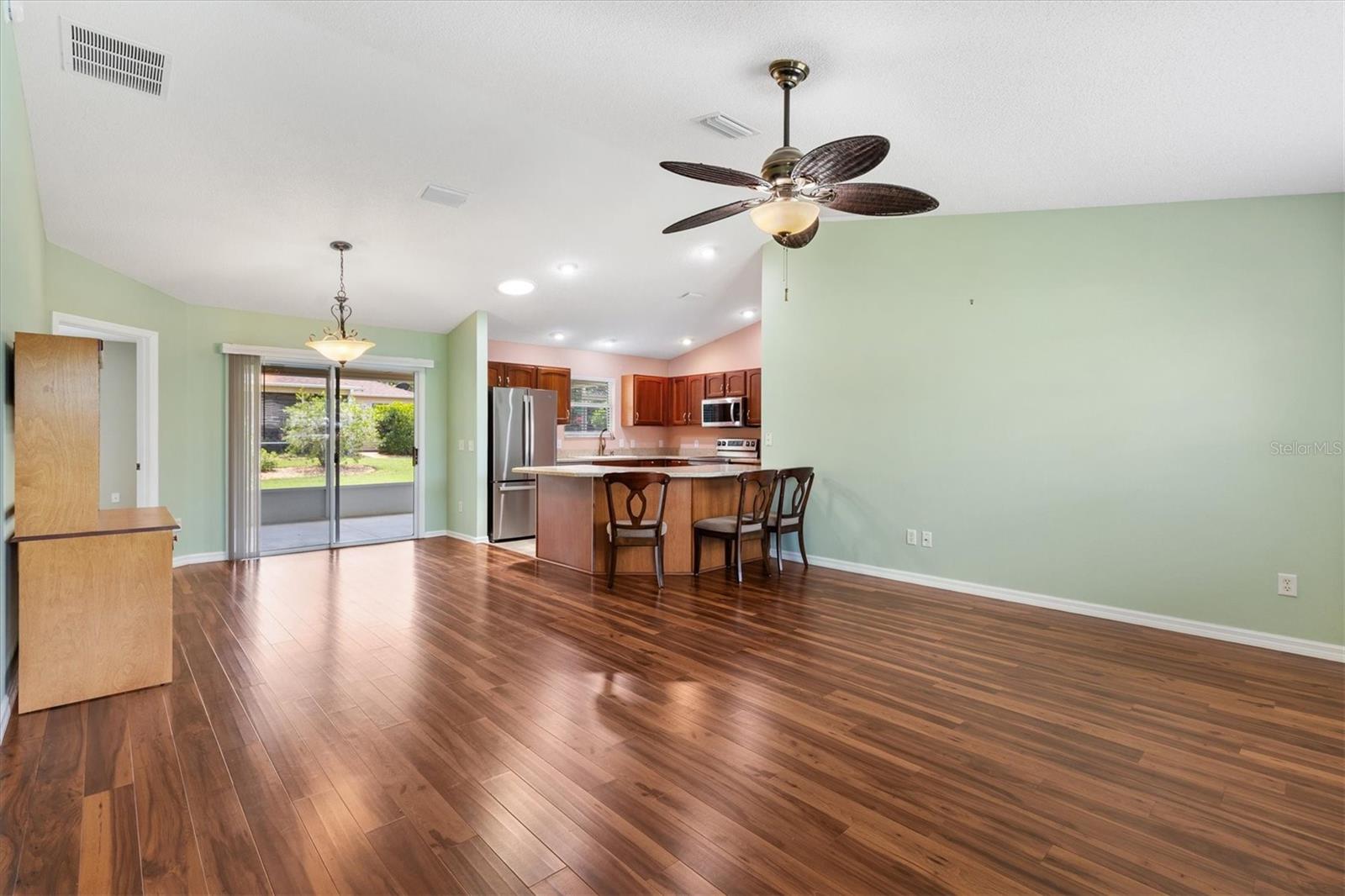 1630 Abercrombie Way Property Photo 4