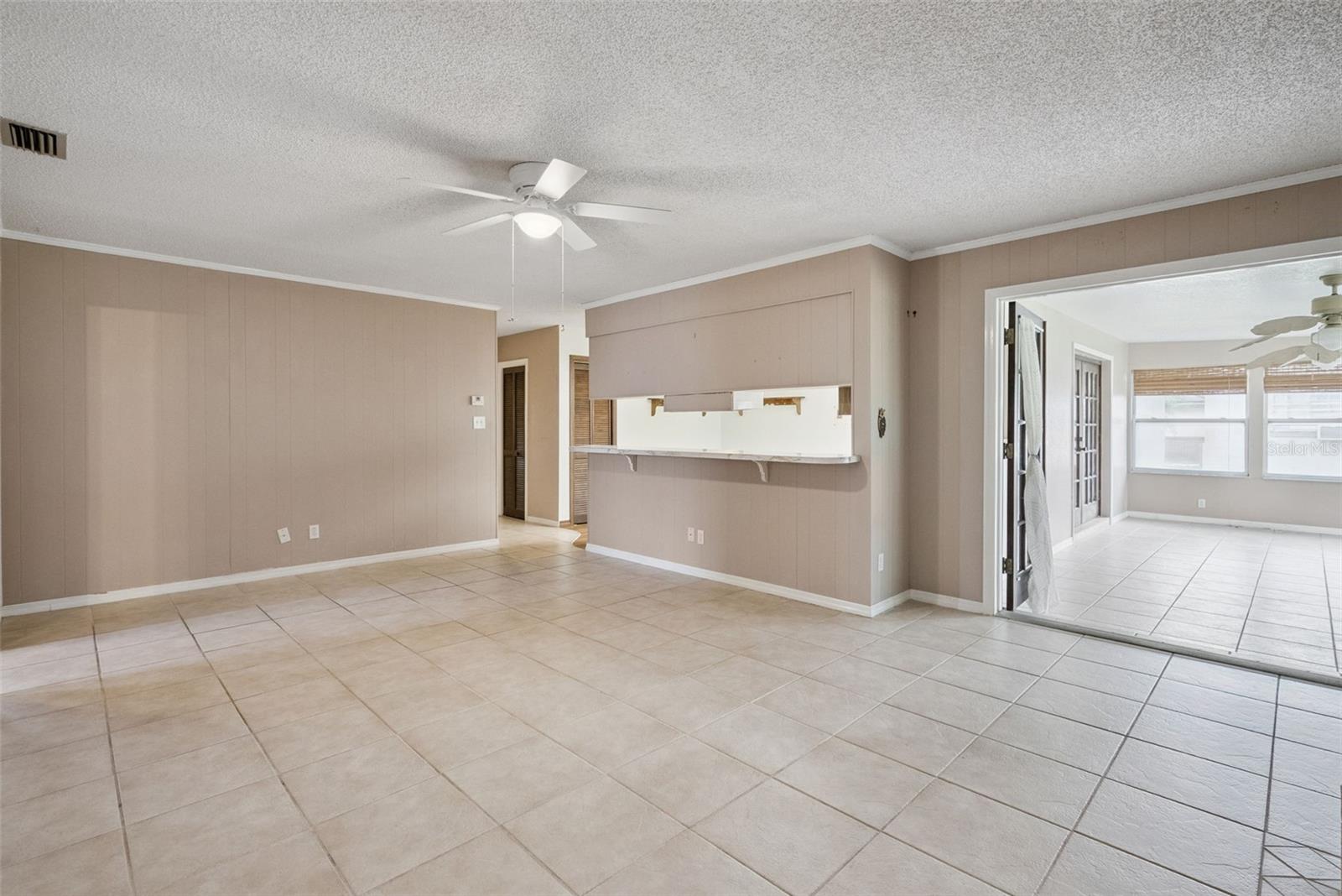 1452 Dingens Ave Property Photo 12