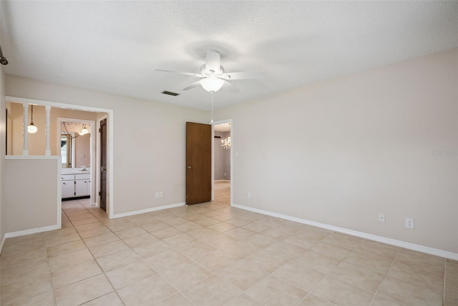 1452 Dingens Ave Property Photo 23