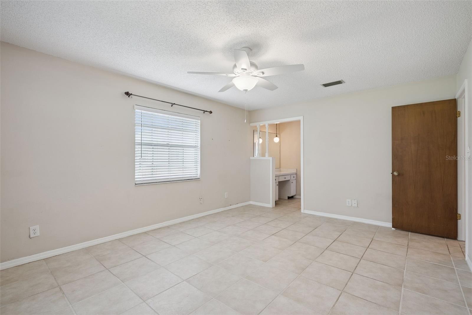 1452 Dingens Ave Property Photo 24
