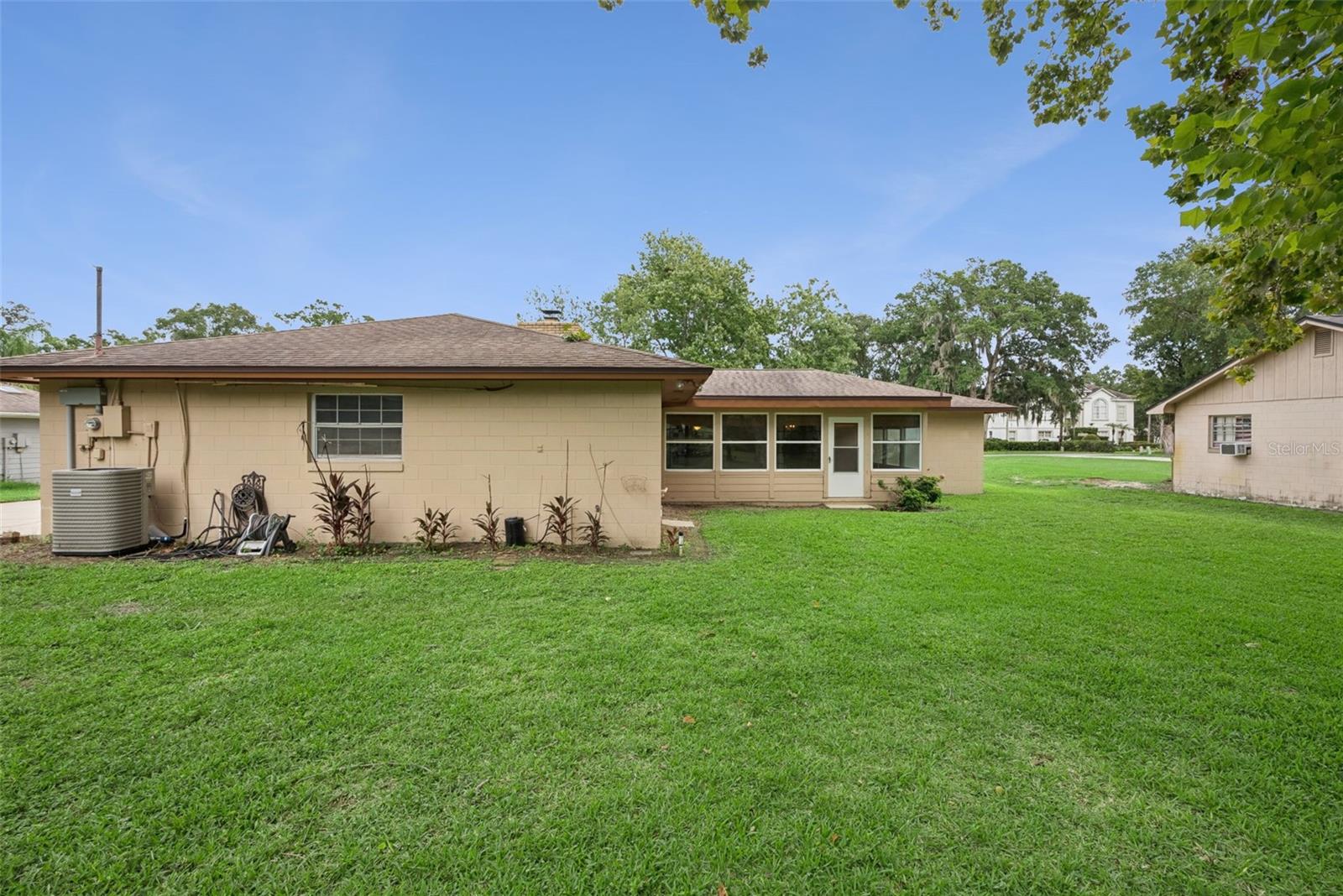 1452 Dingens Ave Property Photo 40