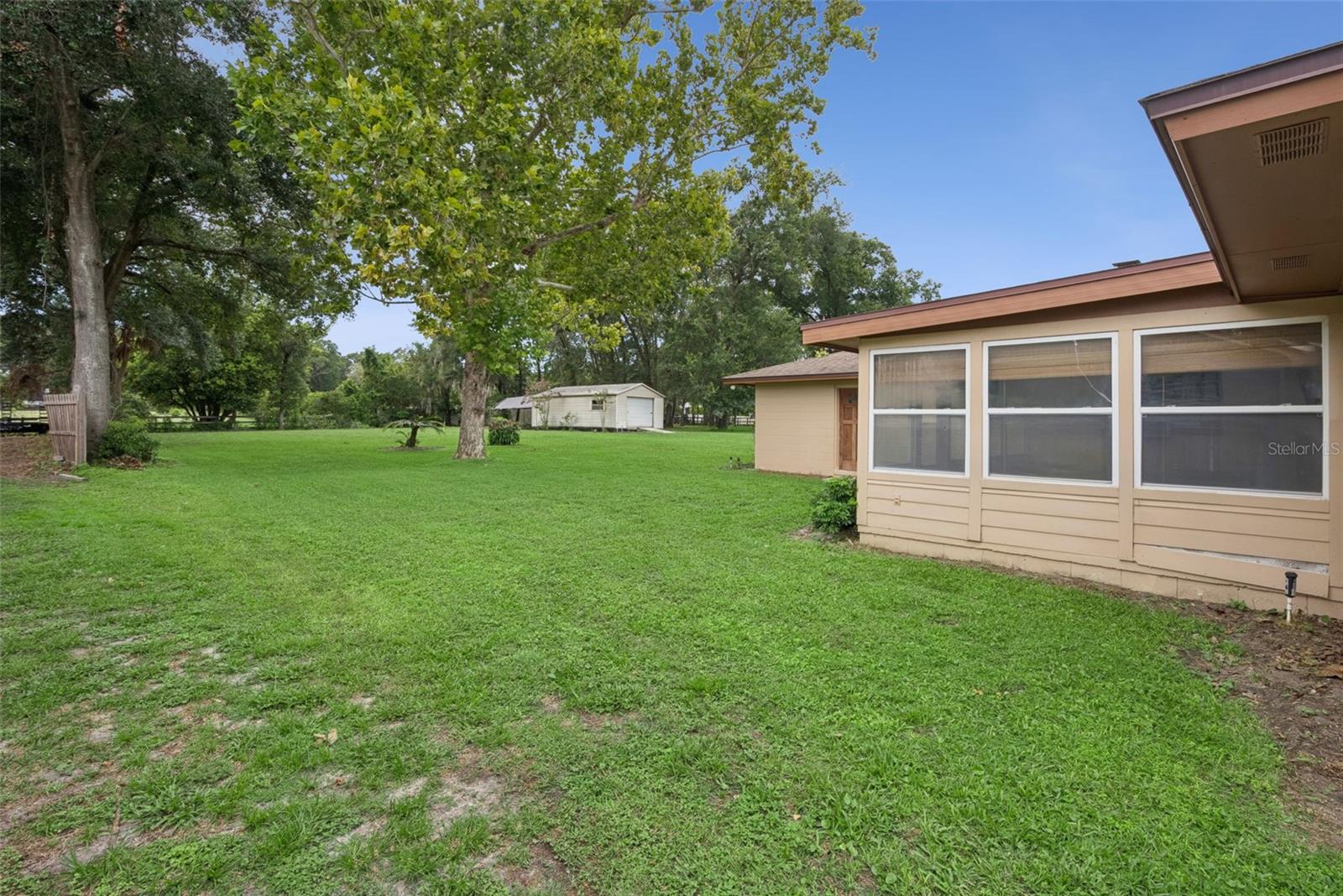 1452 Dingens Ave Property Photo 42
