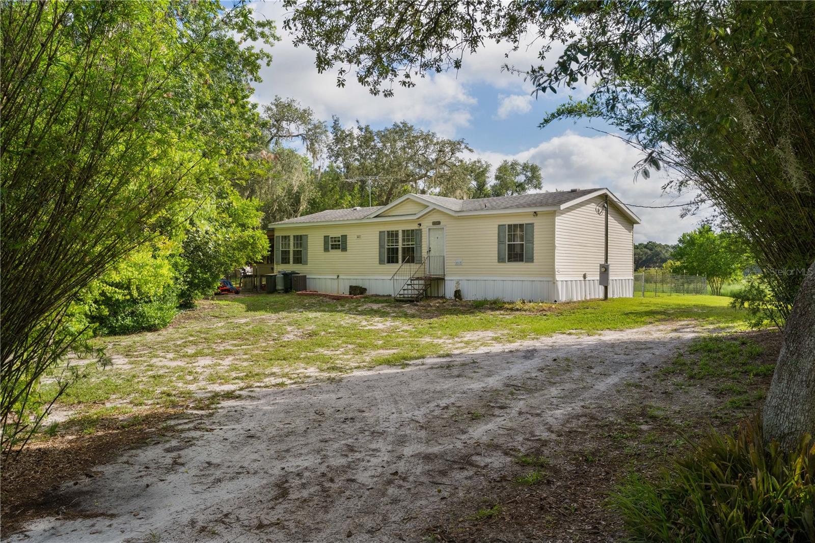 6590 Cr 631 Property Photo 6
