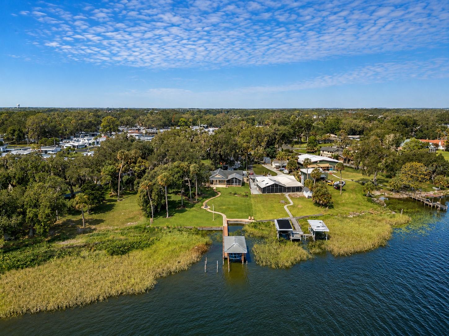 606 N Shore Dr Property Photo