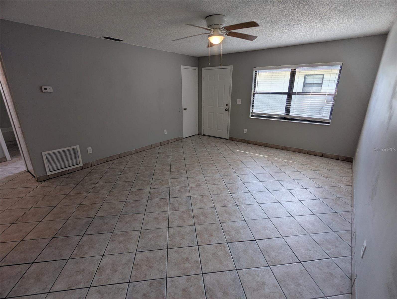 910 South Center St #910 Property Photo 7