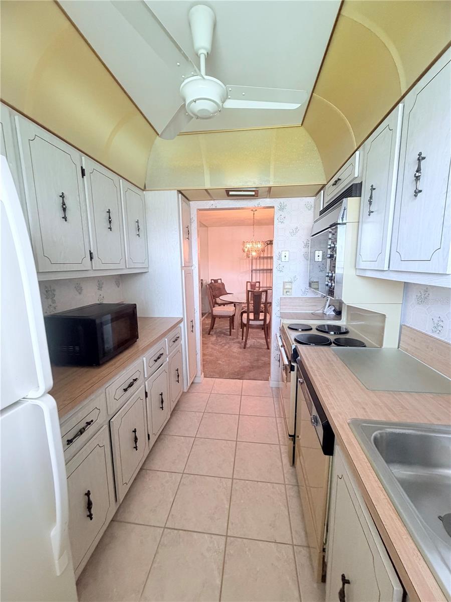 5301 Lakefront Blvd #c Property Photo 5
