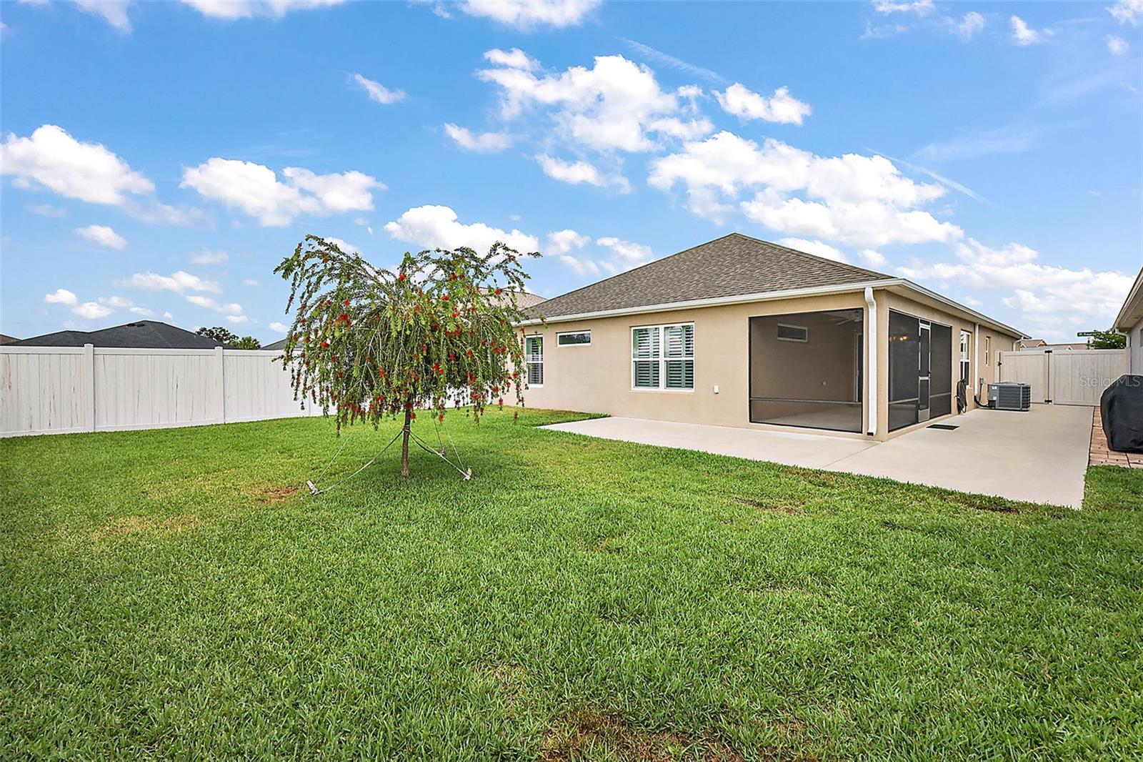 1818 Trimarche Ter Property Photo 12