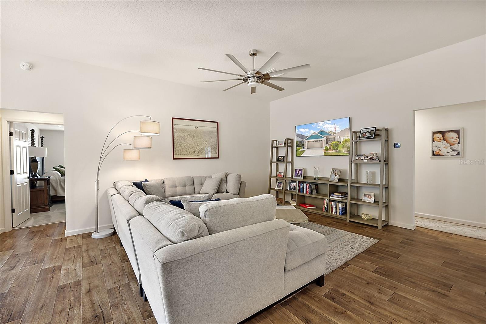 1818 Trimarche Ter Property Photo 16