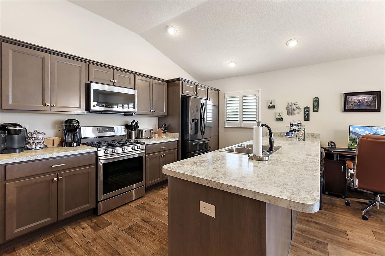 1818 Trimarche Ter Property Photo 21