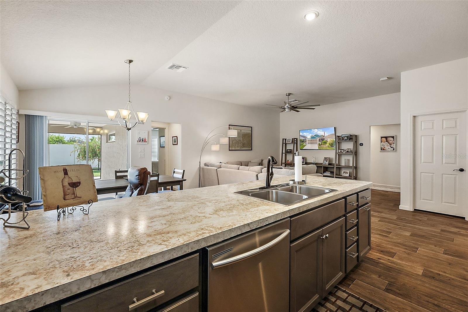 1818 Trimarche Ter Property Photo 26