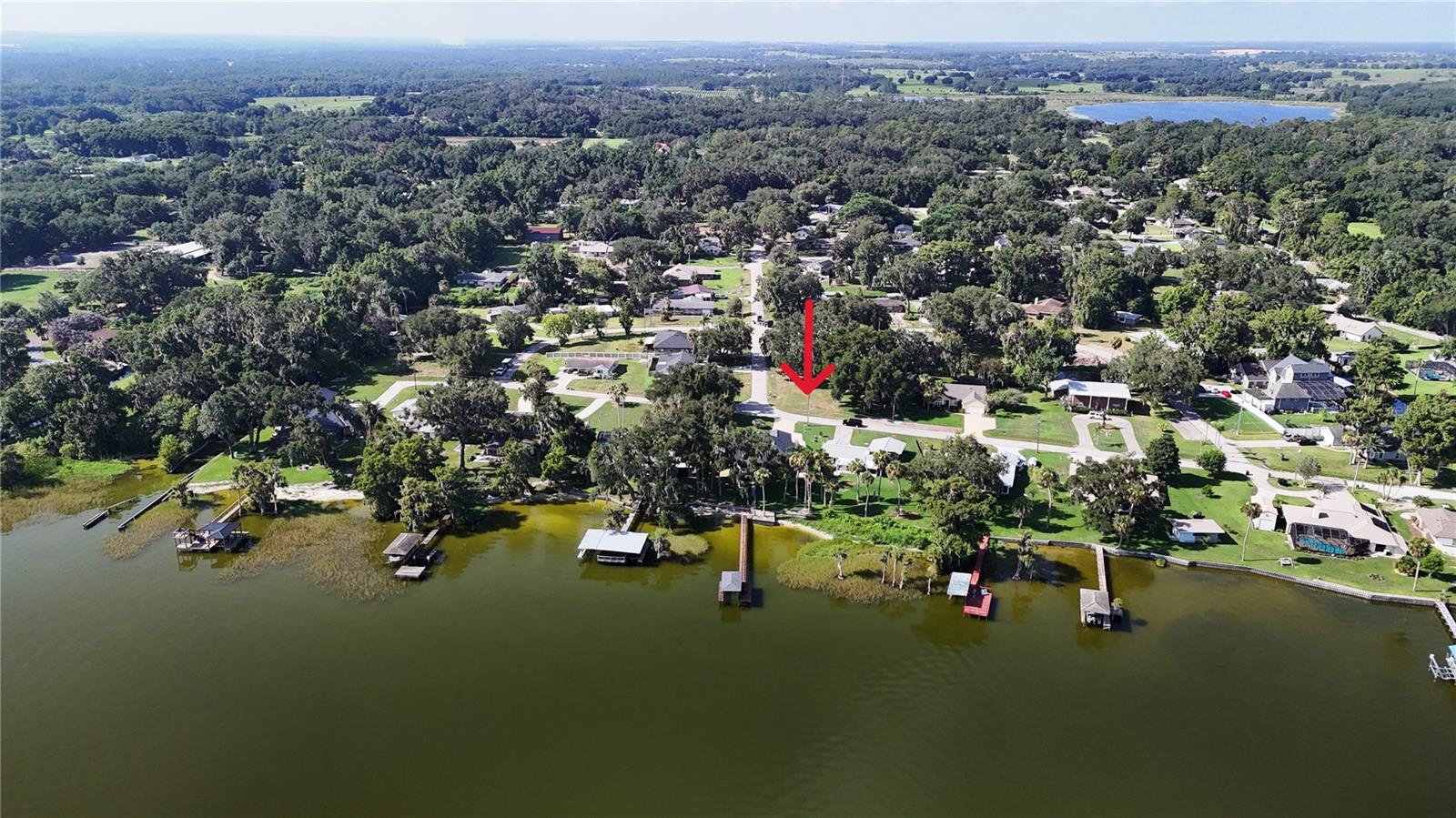 Lakeside Dr Property Photo 1