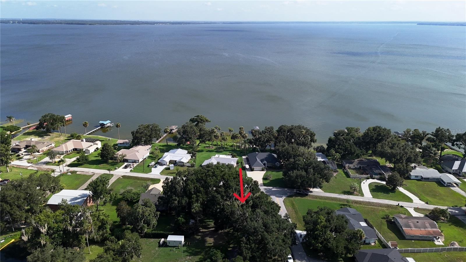 Lakeside Dr Property Photo 2
