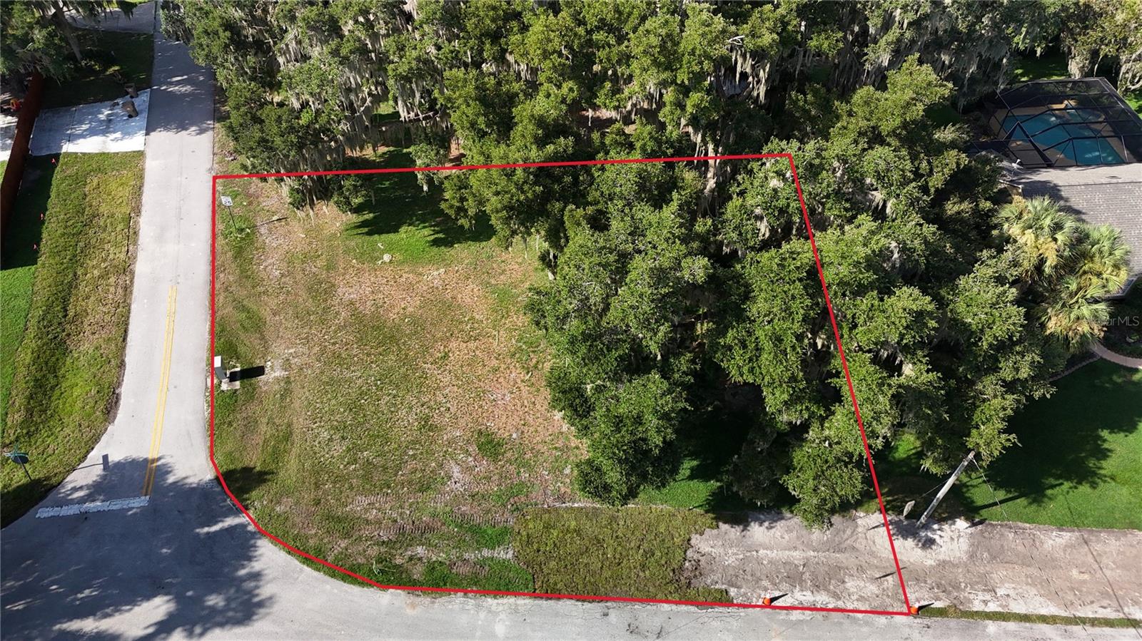 Lakeside Dr Property Photo 3