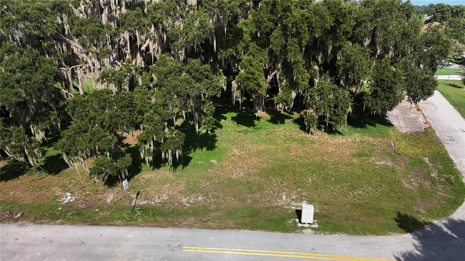 Lakeside Dr Property Photo 4
