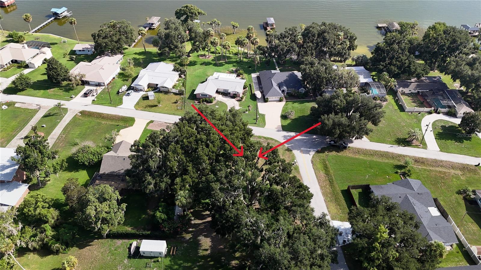 Lakeside Dr Property Photo 9