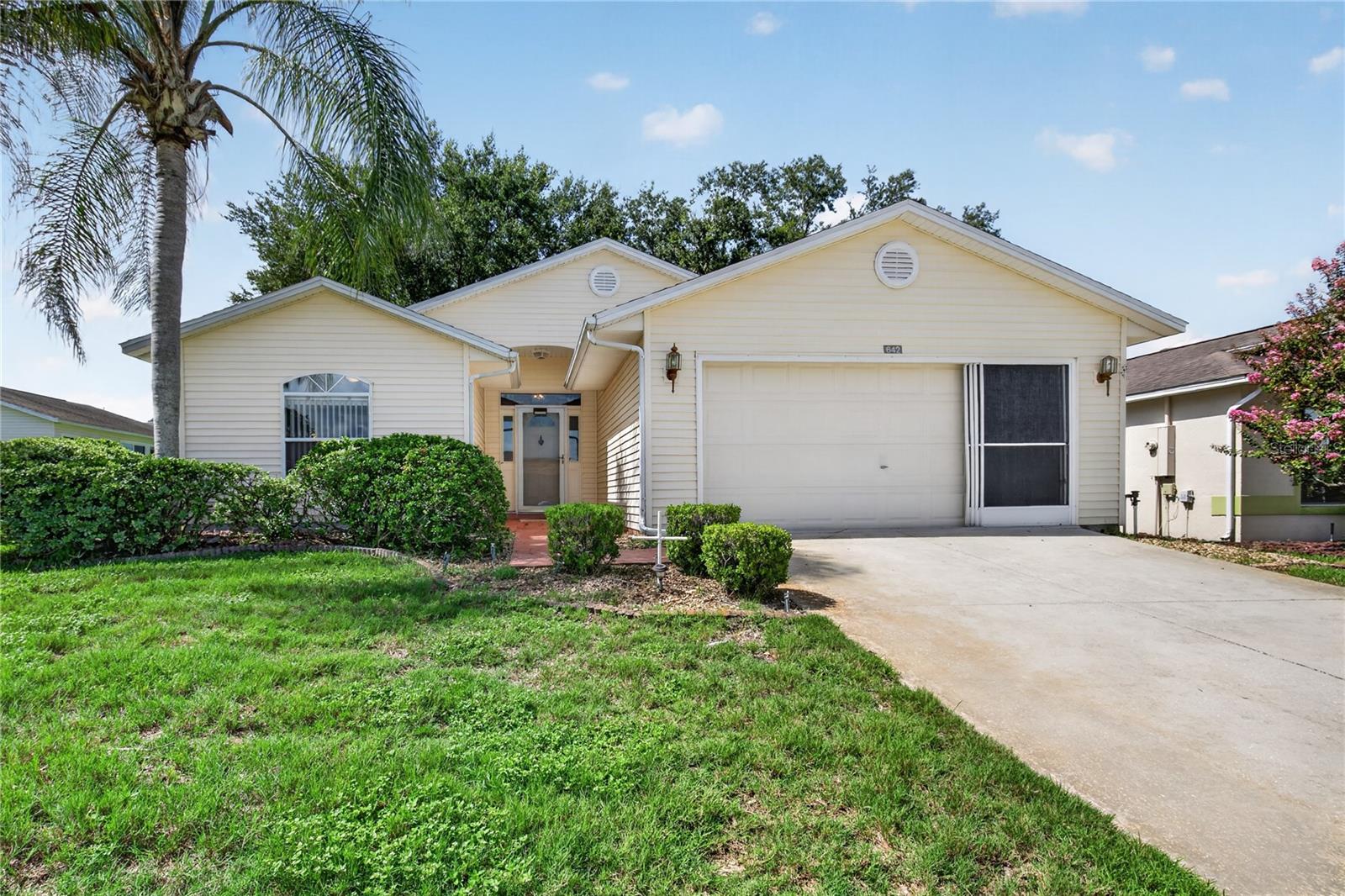 642 TIMBERCREST DR