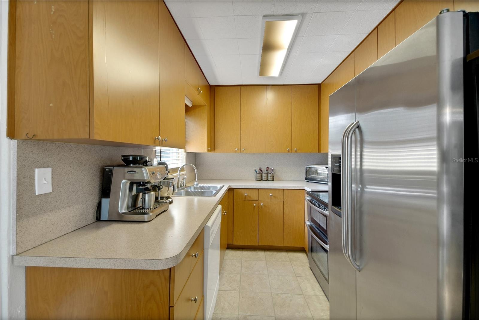 114 Park Ave Property Photo 8