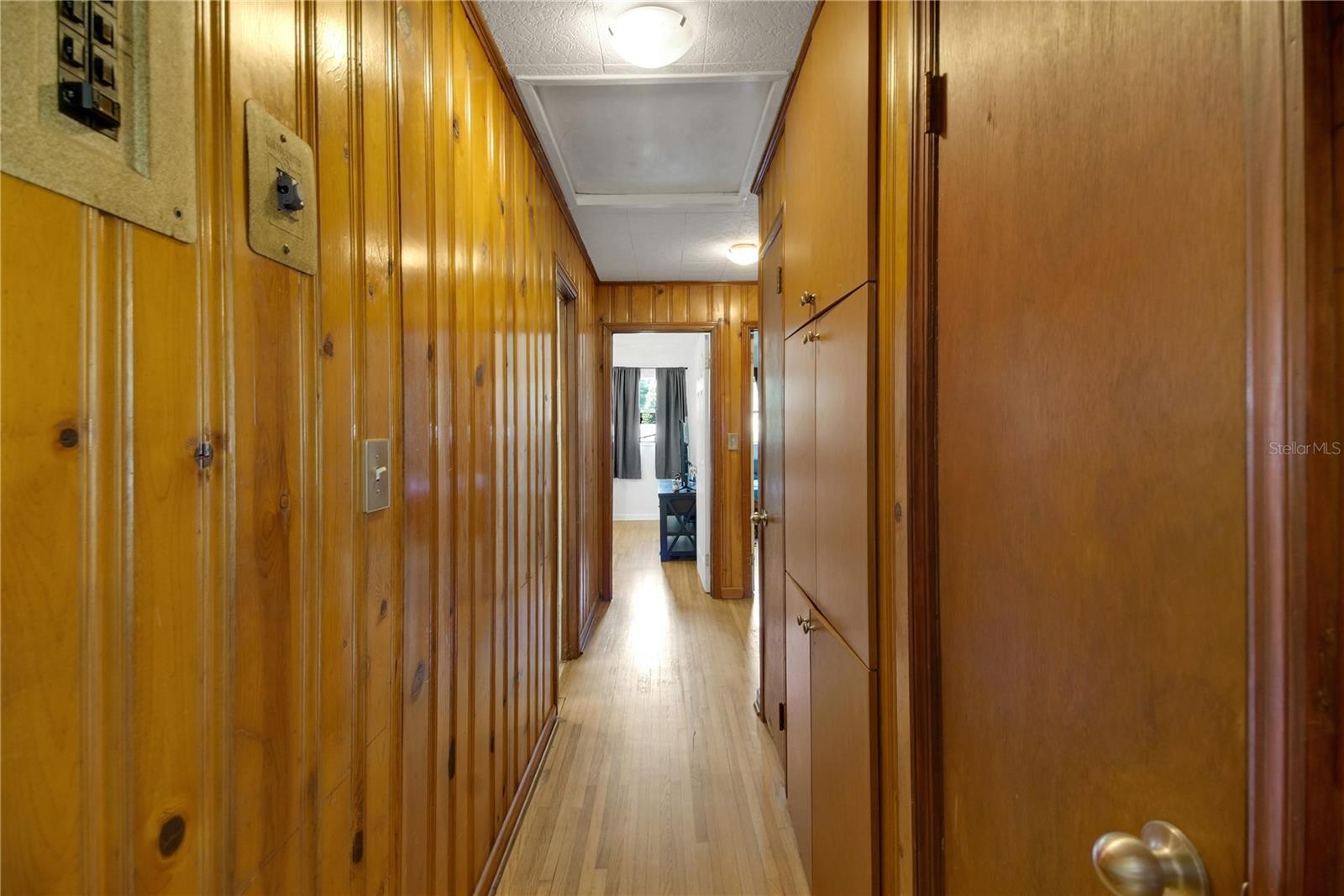 114 Park Ave Property Photo 14