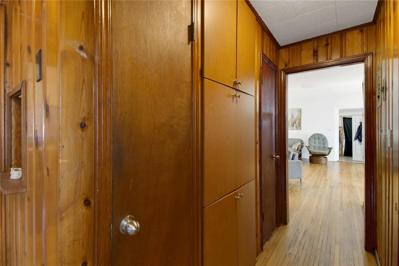 114 Park Ave Property Photo 25