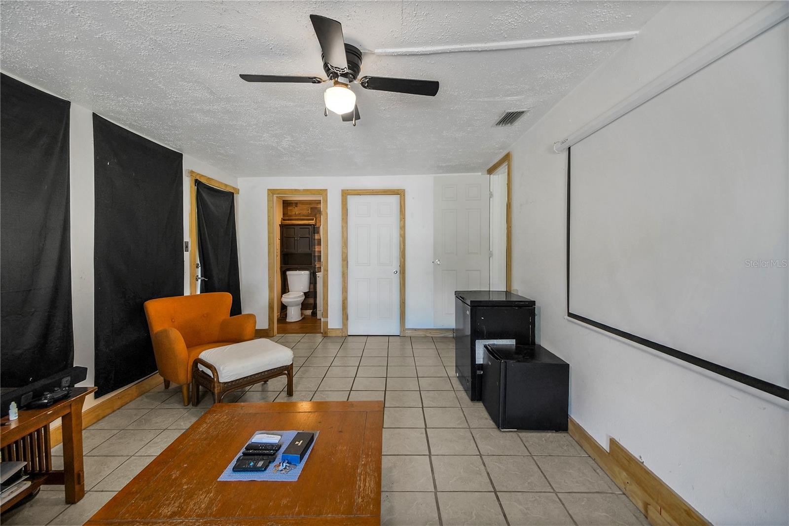 114 Park Ave Property Photo 28
