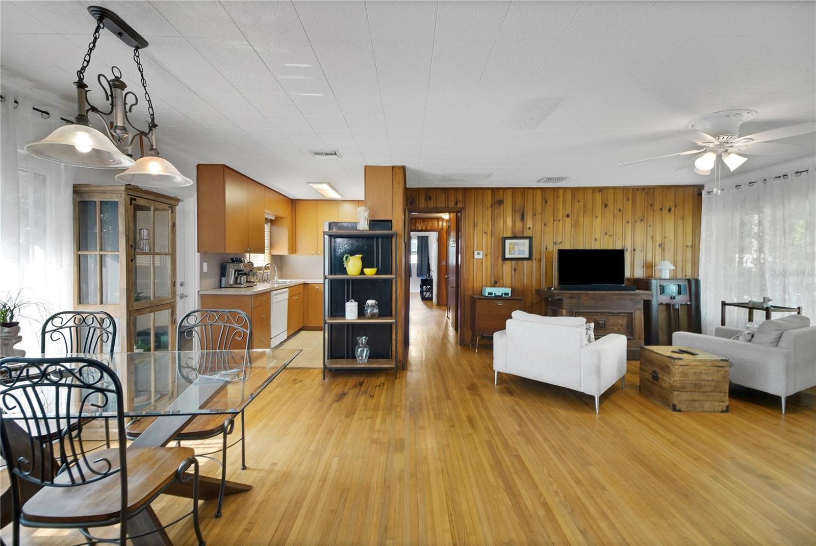 114 Park Ave Property Photo 32
