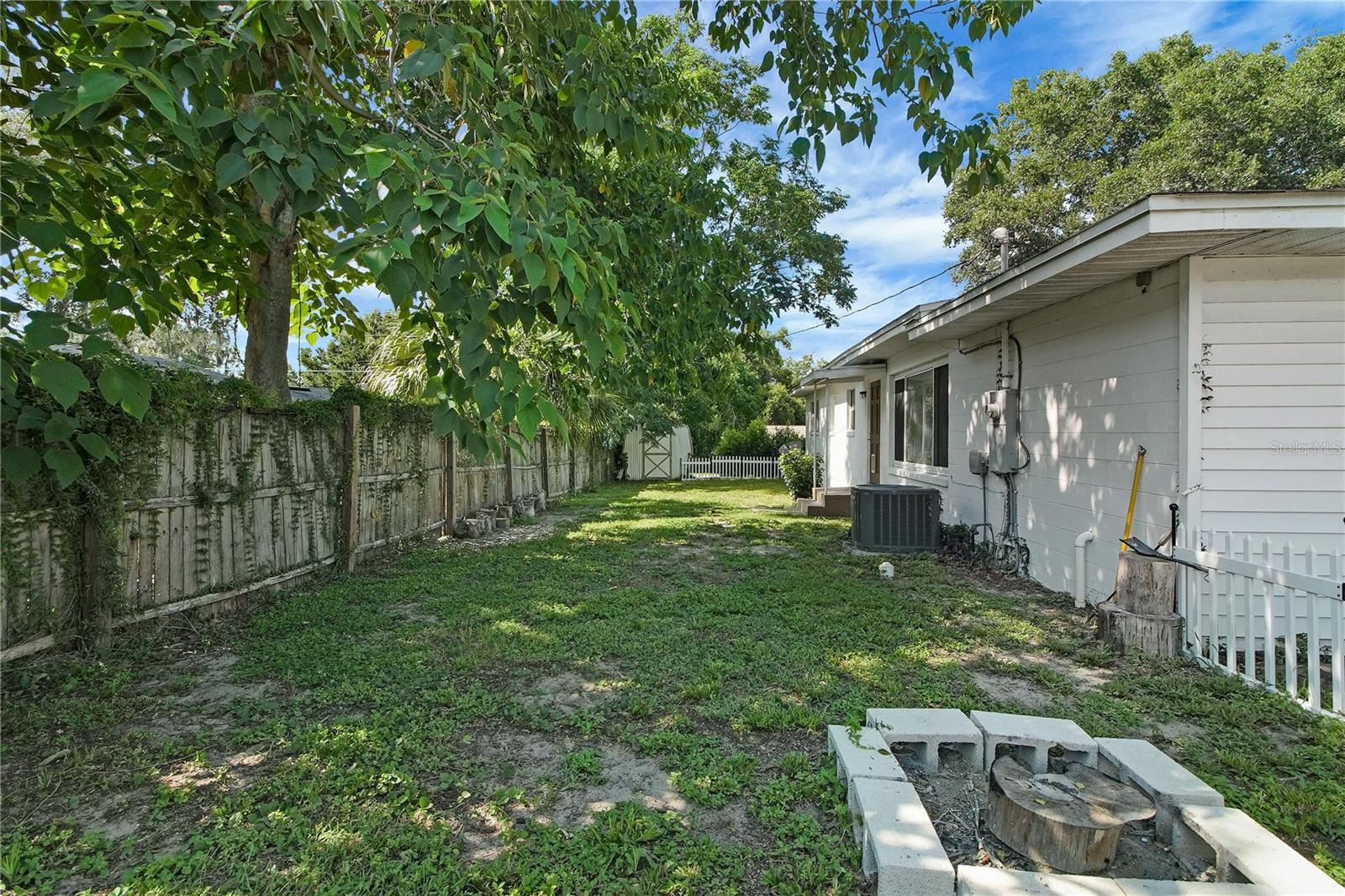 114 Park Ave Property Photo 38