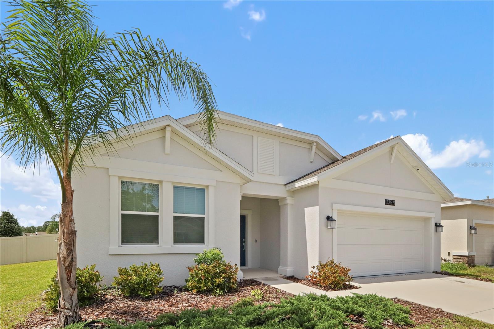 33571 Sky Blossom Cir Property Photo 6