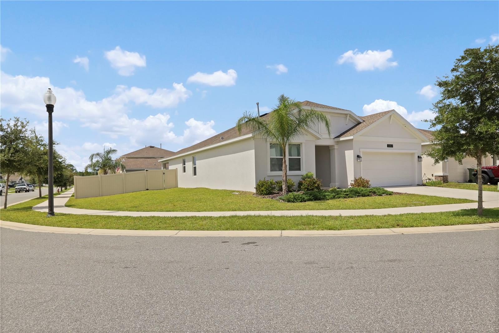 33571 Sky Blossom Cir Property Photo 8