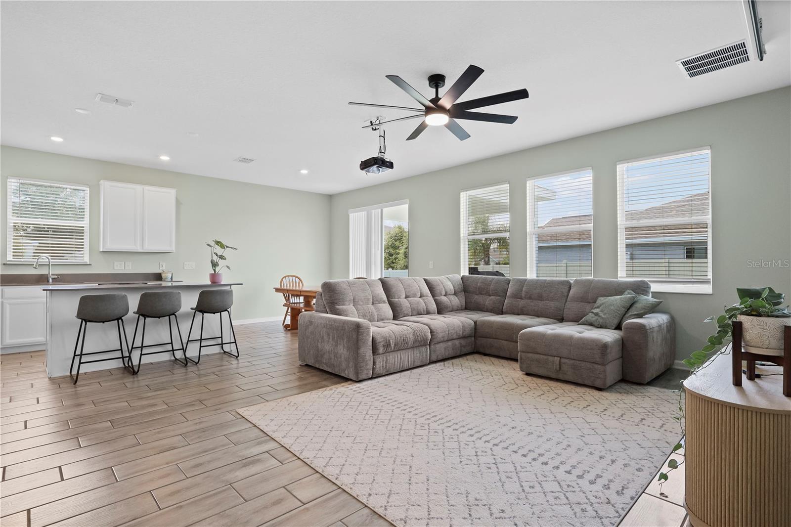 33571 Sky Blossom Cir Property Photo 15