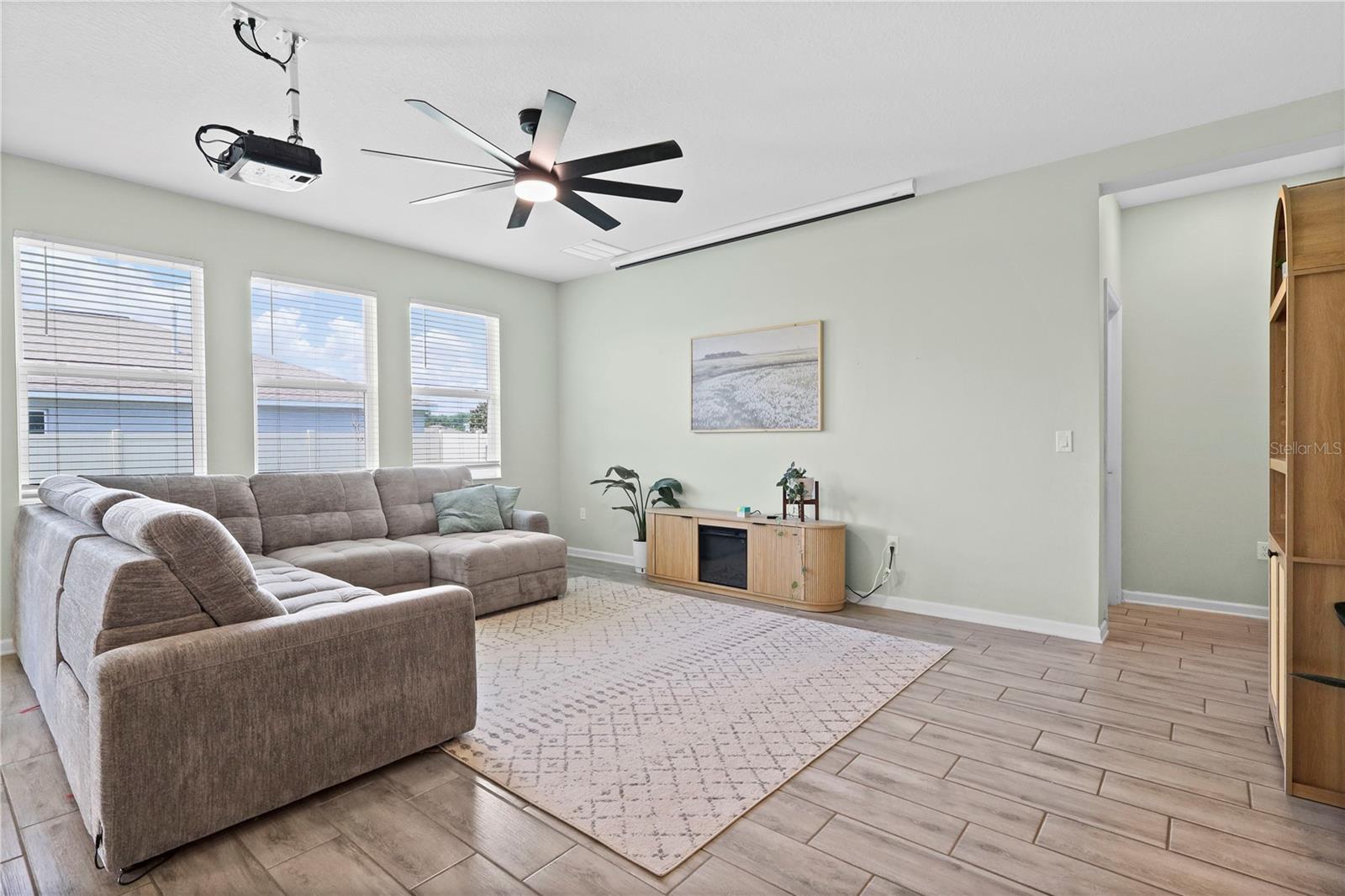 33571 Sky Blossom Cir Property Photo 17