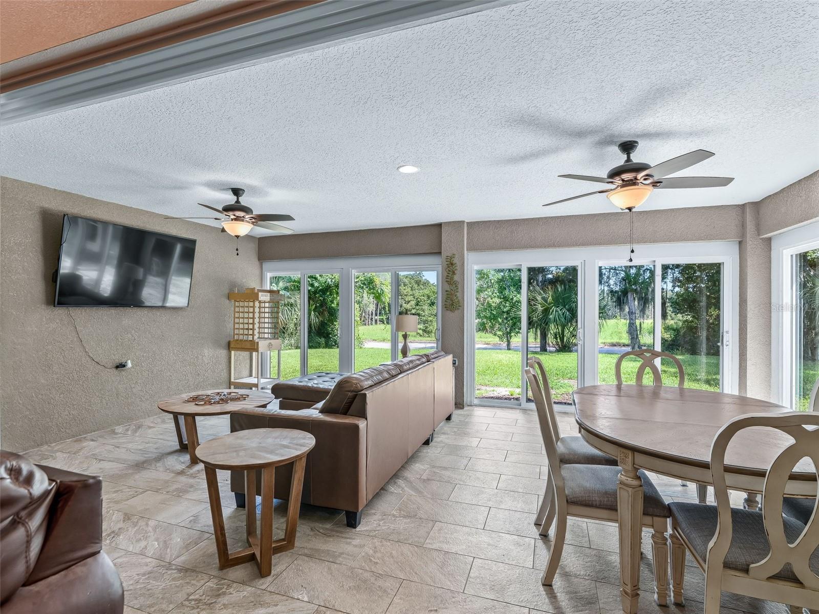 5331 Grove Mnr Property Photo 30