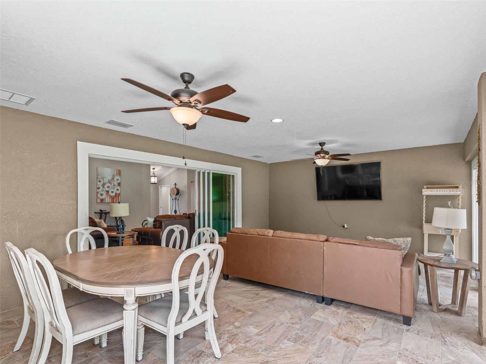 5331 Grove Mnr Property Photo 32