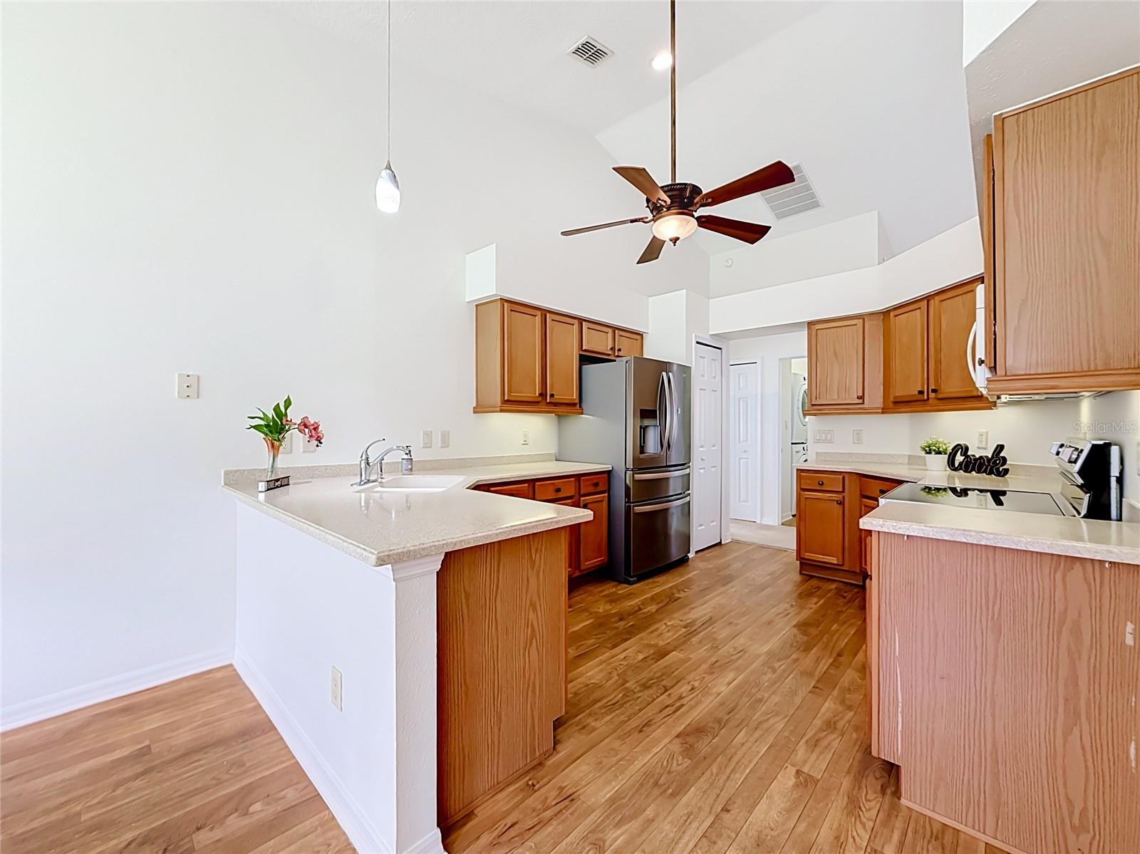 24100 Peekskill St Property Photo 14