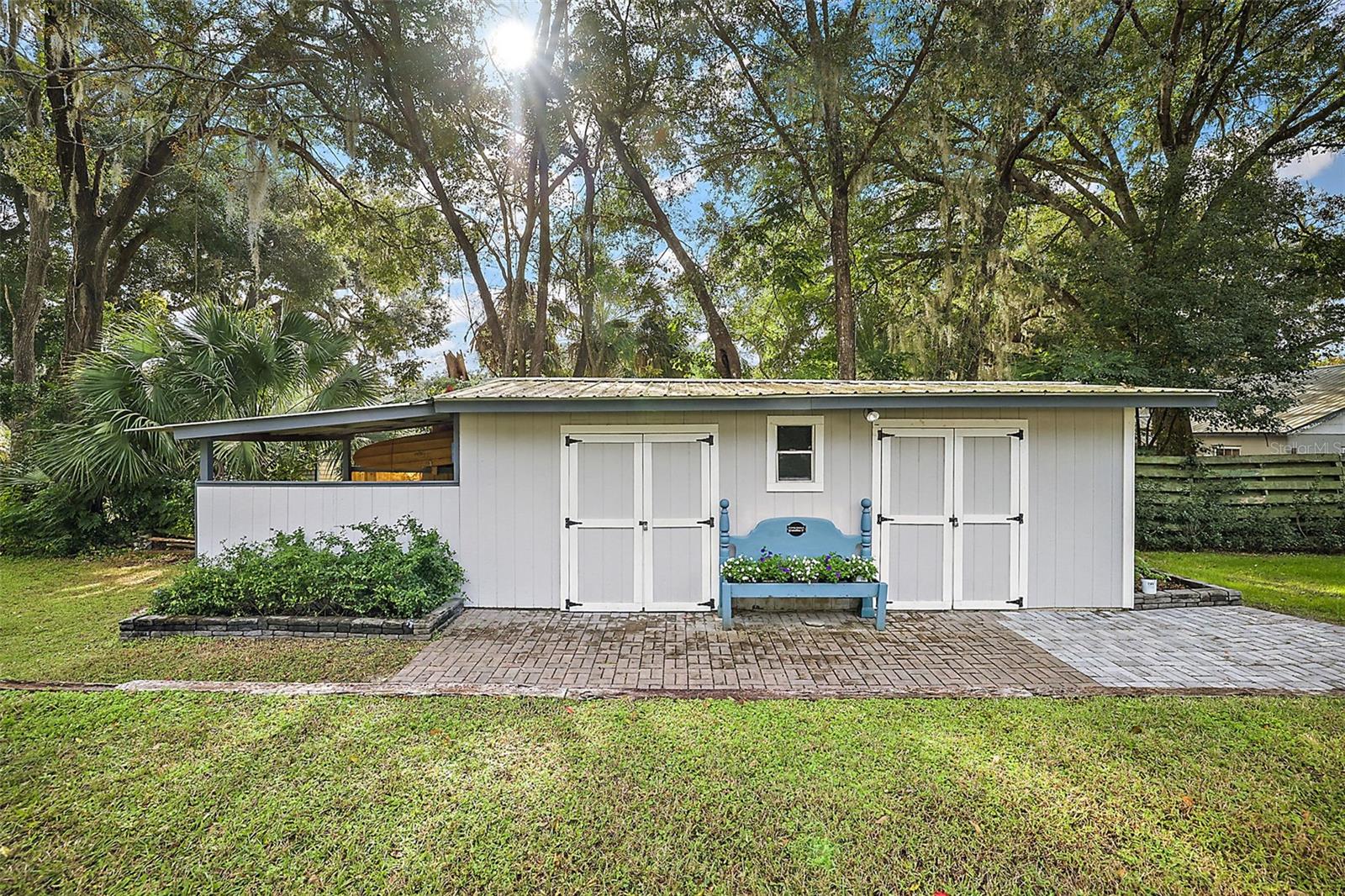 10303 Se Sunset Harbor Rd Property Photo 23
