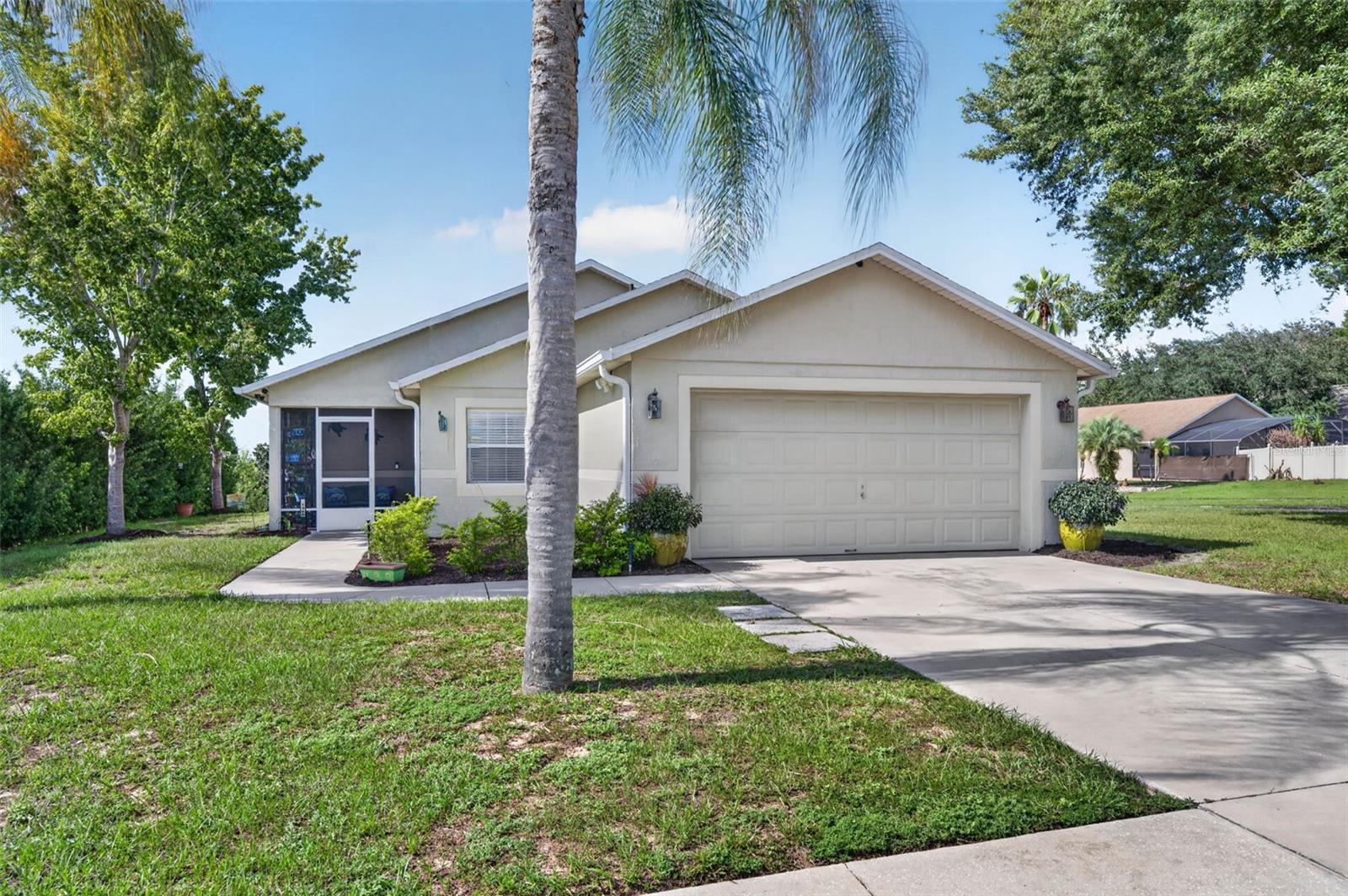 1390 WILLOW CREST DR Property Photo 1