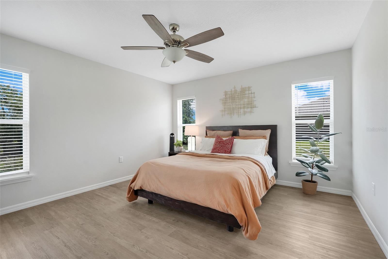 3050 Sunscape Ter Property Photo 28