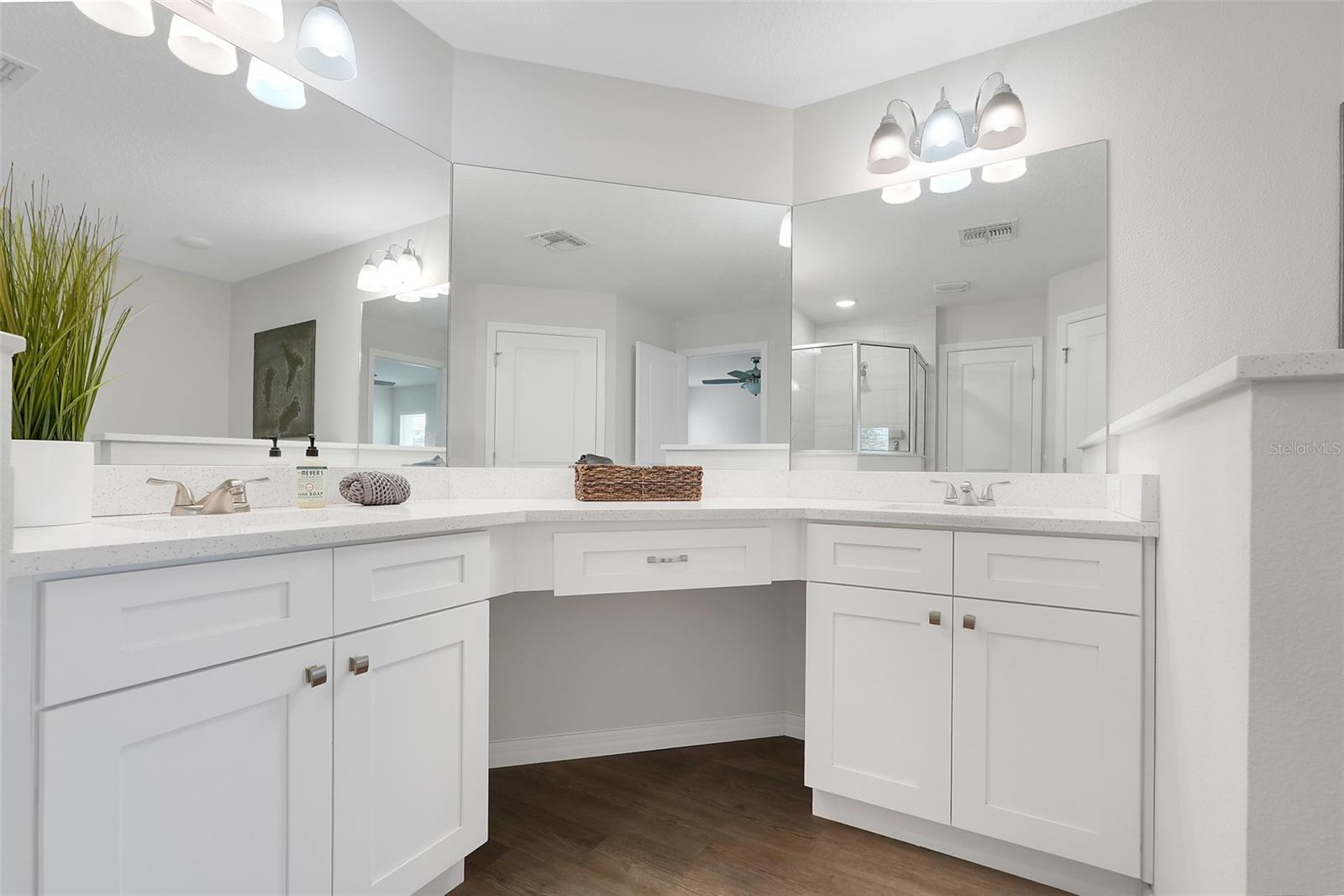 3050 Sunscape Ter Property Photo 31
