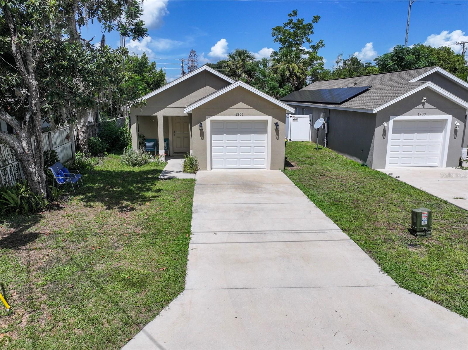 1202 S DEWEY ST Property Photo 1