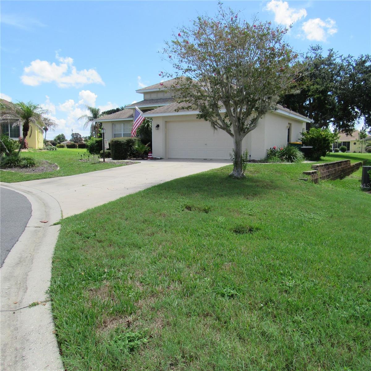 3204 Antigua Bay Ln Property Photo 2