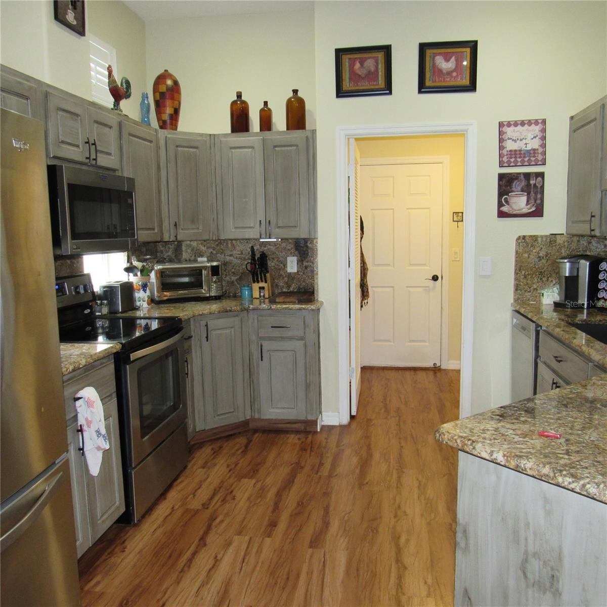 3204 Antigua Bay Ln Property Photo 16