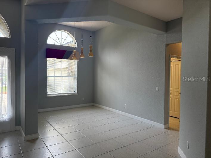 4048 Greystone Dr Property Photo 10