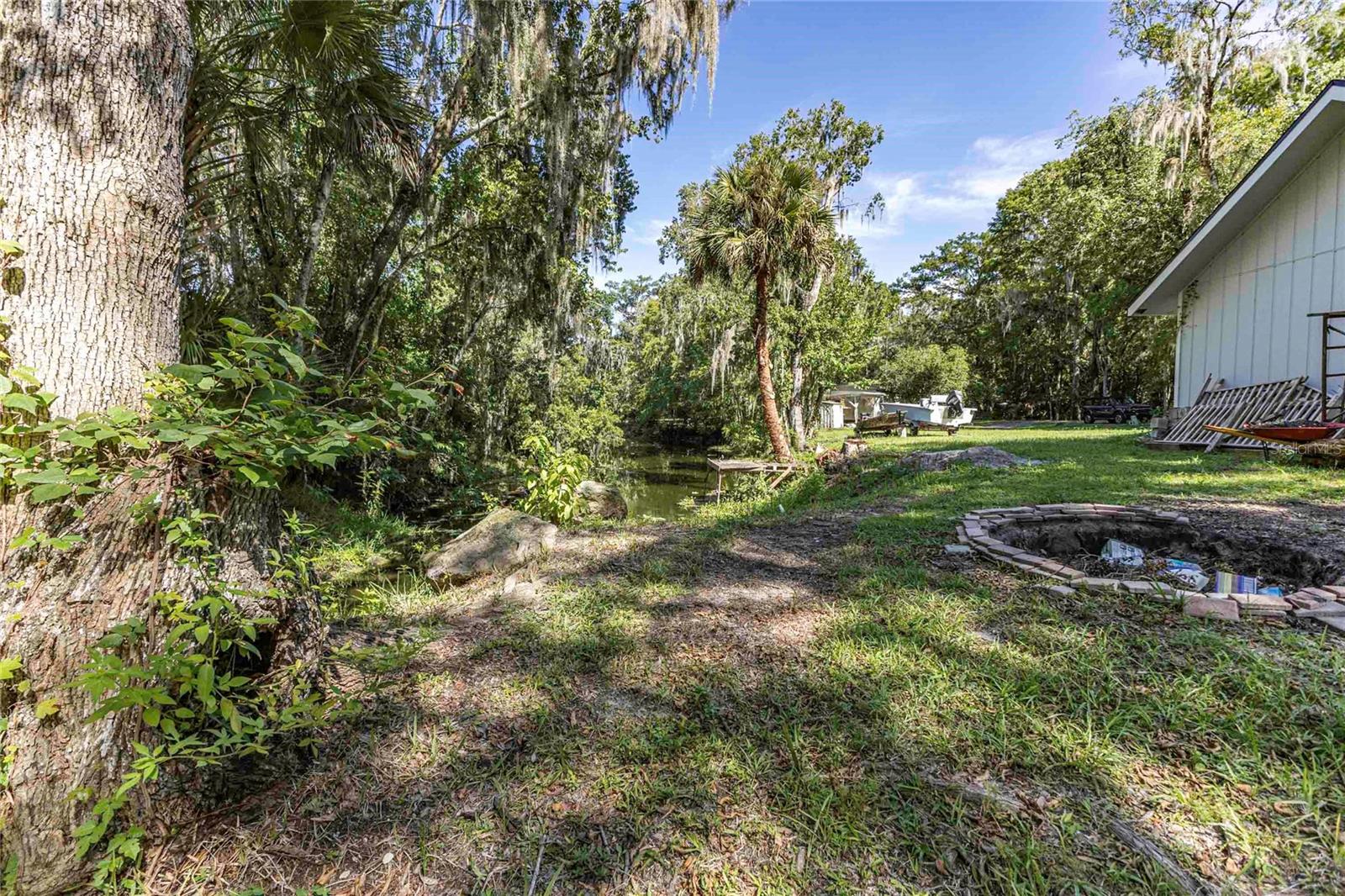 2886 N C 470 Property Photo 2