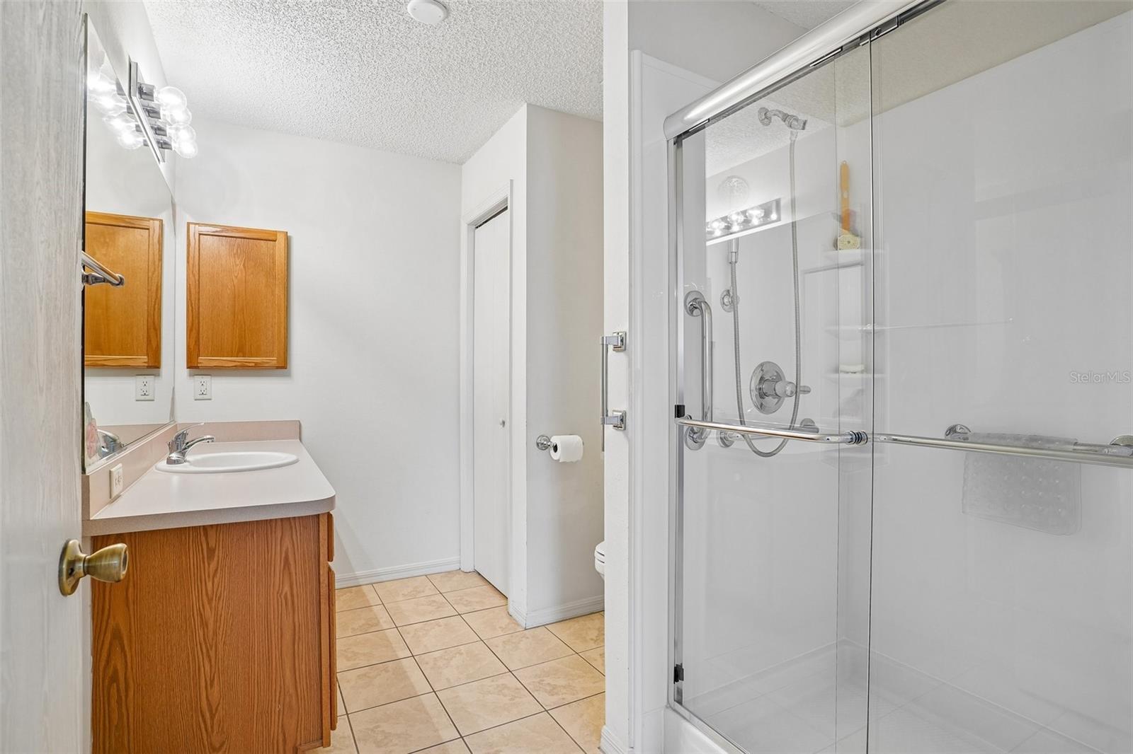 970 Kenova Ave Property Photo 19