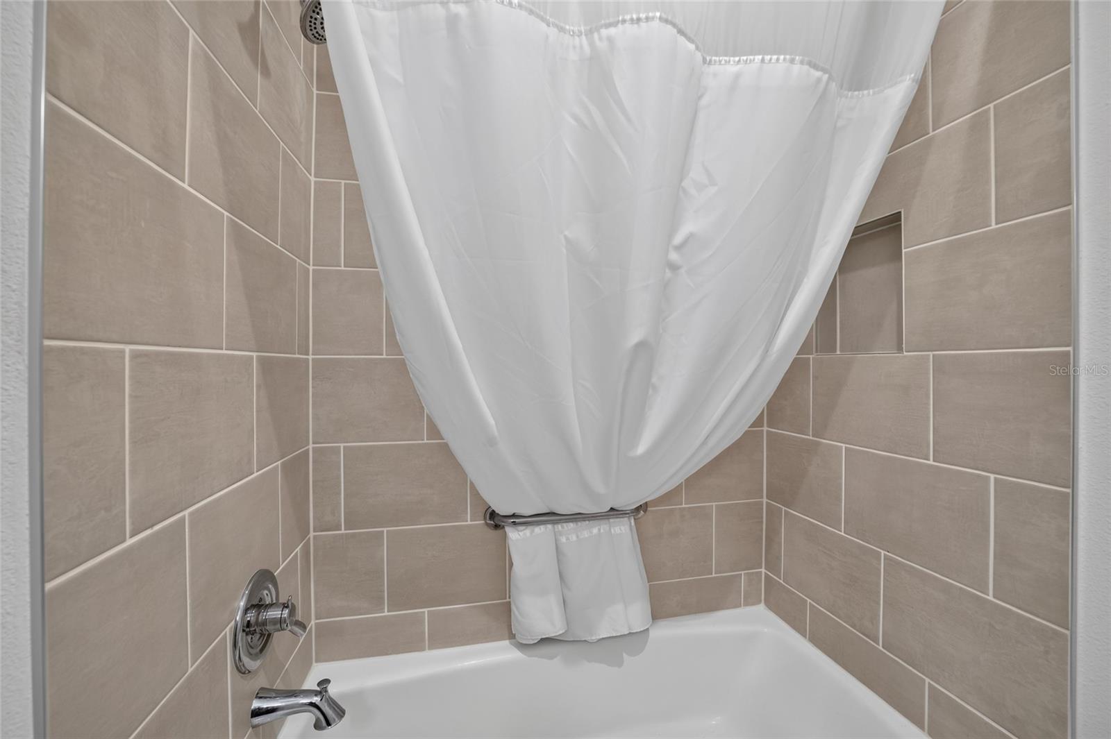6305 Danielson Loop Property Photo 18